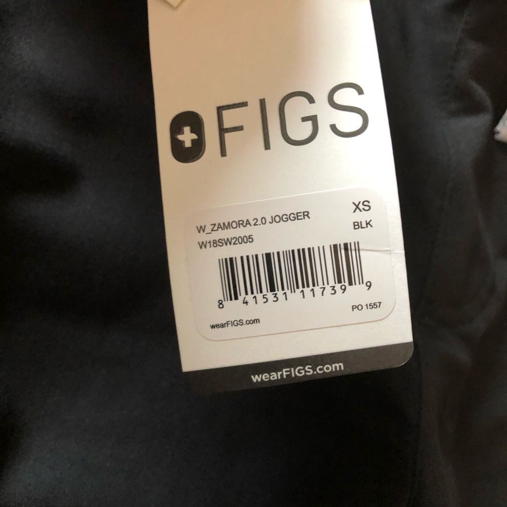 Zamora XS Figs scrub bottoms NWT